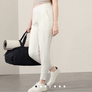 Athleta Coaster Jogger Sweatpants High-Rise Size Small New with Tags